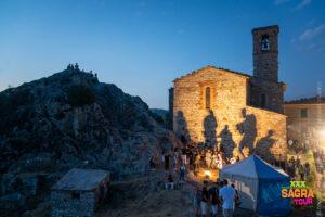 foto medioevo nel borgo roccatederighi