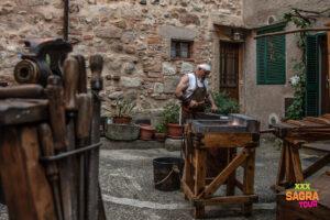 locandina medioevo nel borgo roccatederighi
