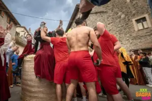 foto sagra della lasagna montenero d'orcia
